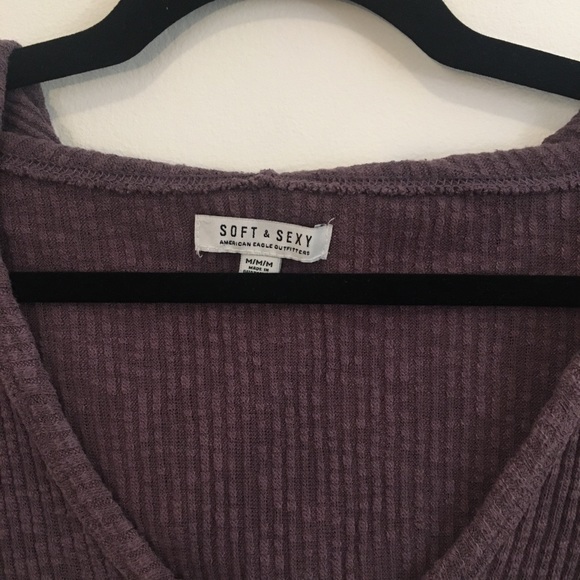 💕 SALE! Soft & Sexy American Eagle Long sleeve hoodie shirt size Medium - Picture 3 of 5